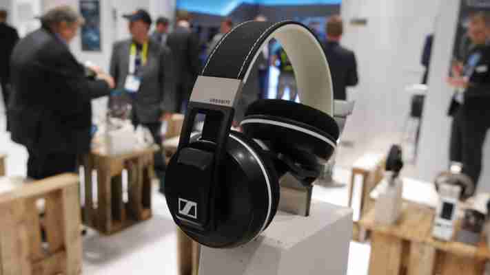 Sennheiser goes wireless at CES with Bluetooth Momentums, Urbanites